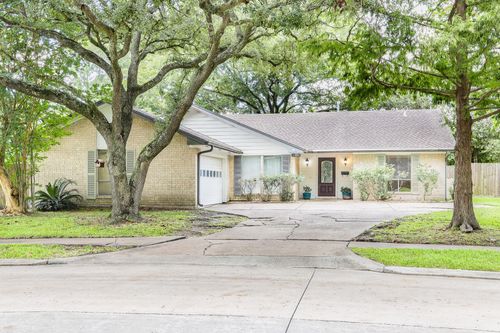 1226 Ferndale Dr, El Lago, TX, 77586-6005 | Card Image