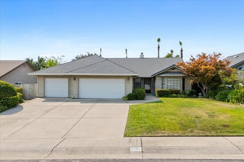 2733 Crystal Tree Dr, Redding, CA, 96001-3774 | Card Image