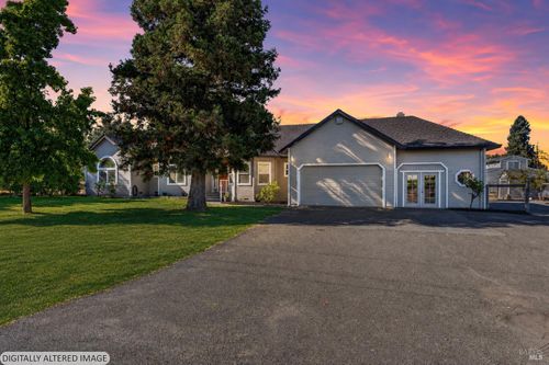 1623 Abramson Rd, Santa Rosa, CA, 95401-4049 | Card Image