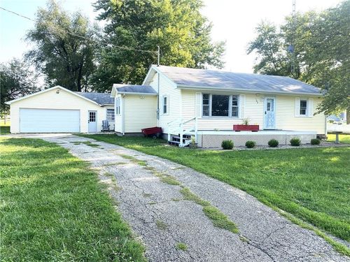 e-103 N 1st St, Oconee, IL, 62553 | Card Image