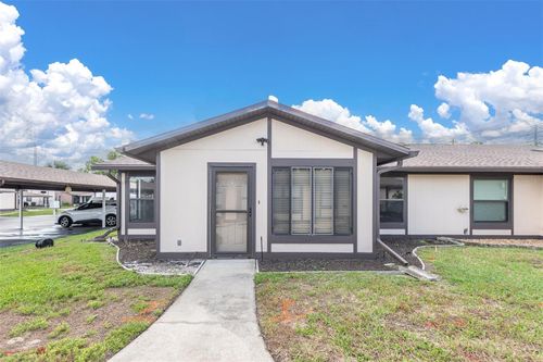 37730 Alissa Dr, ZEPHYRHILLS, FL, 33542-5600 | Card Image