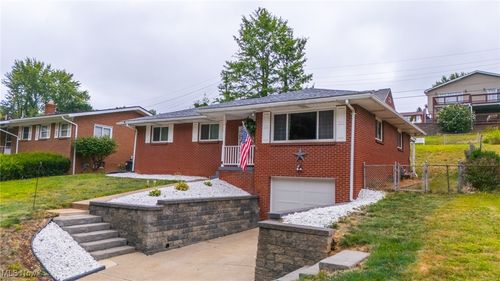 220 Bryden Rd, Steubenville, OH, 43953-3432 | Card Image