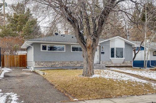 40 Henefer Rd Sw, Calgary, AB, T2V3B4 | Card Image