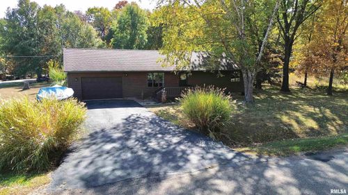 326 Charter Oak Pl, Dahinda, IL, 61428-9604 | Card Image