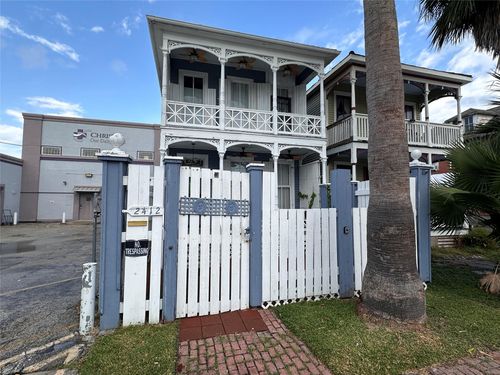 2412 Winnie St, Galveston, TX, 77550-1921 | Card Image