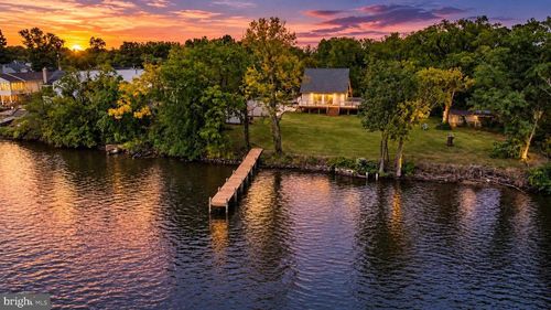 336 Riverside Dr, ESSEX, MD, 21221-6828 | Card Image