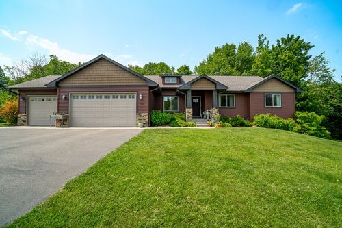 1115 Timber Path, Menomonie, WI, 54751-2780 | Card Image