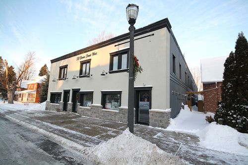 58 Queen St W, Elmvale, ON, L0L1P0 | Card Image