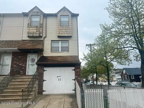 121 Logan Ave, Staten Island, NY, 10301-4259 | Card Image