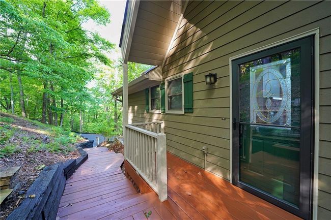 127 Columbine Dr, House other with 3 bedrooms, 3 bathrooms and 4 parking in Big Canoe GA | Image 8