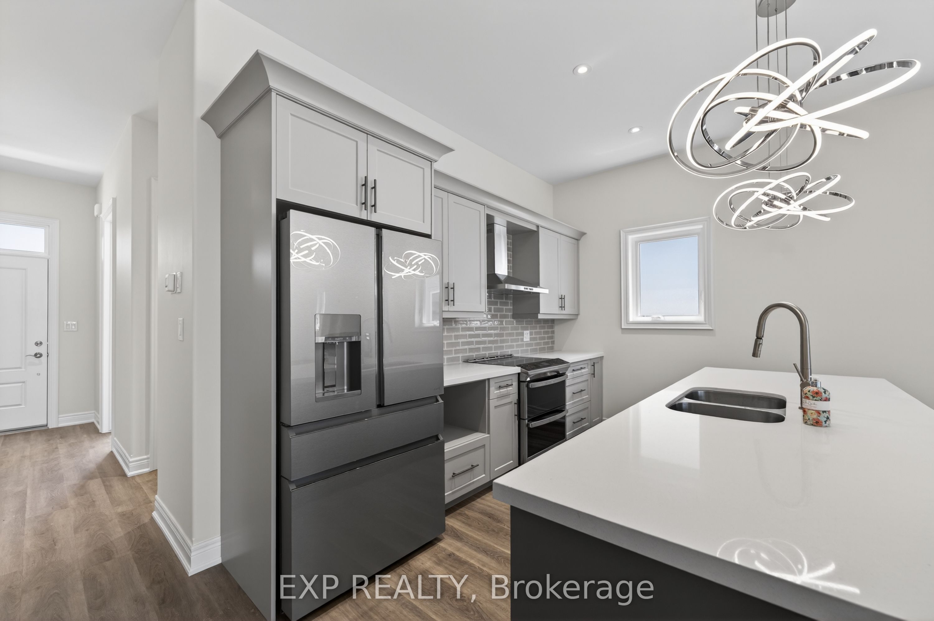 Residential in Fort Erie 4