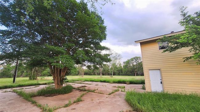 1284 Beaver Lake Dr, House other with 6 bedrooms, 3 bathrooms and 2 parking in Caldwell TX | Image 5