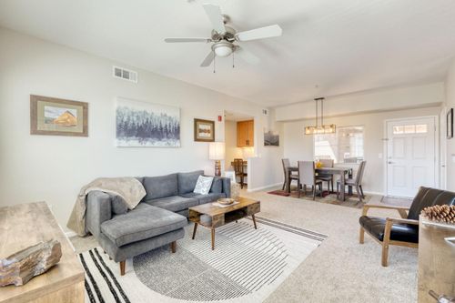 unit-634-600 Moon Cir, Folsom, CA, 95630-4128 | Card Image