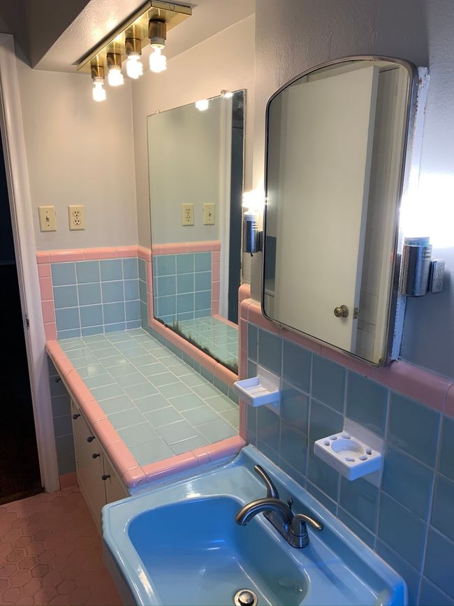 Full Bathroom ***Pics prior to current occupancy*** | Image 10