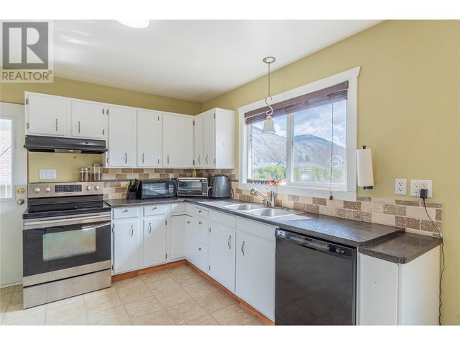 869 Serle Rd, House other with 4 bedrooms, 4 bathrooms and 1 parking in Kamloops BC | Image 18