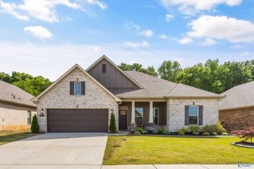 132 Midpark Dr, Meridianville, AL, 35759-1731 | Card Image