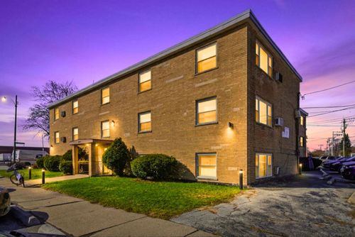 apt-3b-5470 Archer Ave, Chicago, IL, 60638-3082 | Card Image
