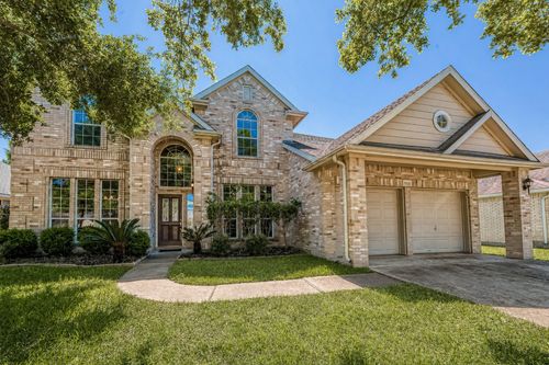 9018 Carriage Point Dr, Sugar Land, TX, 77479-3298 | Card Image