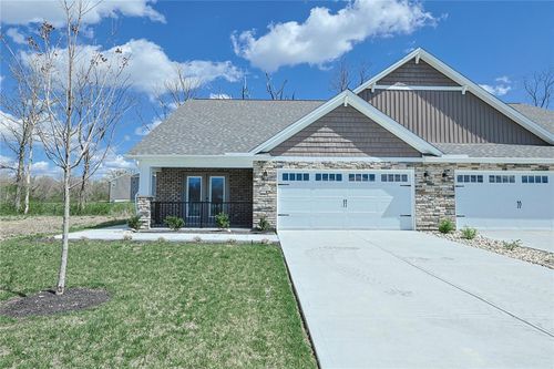 5017 Waterford Lane, Middletown, OH, 45042 | Card Image