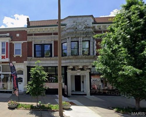 201-4738 Mcpherson Ave, Saint Louis, MO, 63108-1919 | Card Image