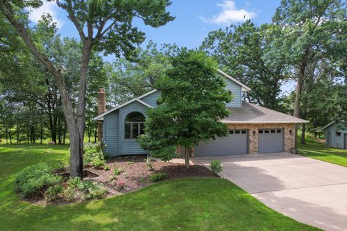 17742 Oakland Dr Ne, Ham Lake, MN, 55304-4526 | Card Image