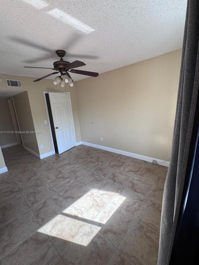 APT-316 - 2640 S University Dr, Condo with 3 bedrooms, 2 bathrooms and null parking in Davie FL | Image 27
