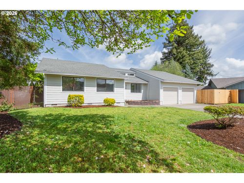 1676 Nw Youngwood Ct, Roseburg, OR, 97471 | Card Image