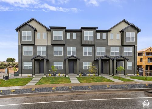 7-4046 S Sandridge Dr, Roy, UT, 84067-3059 | Card Image