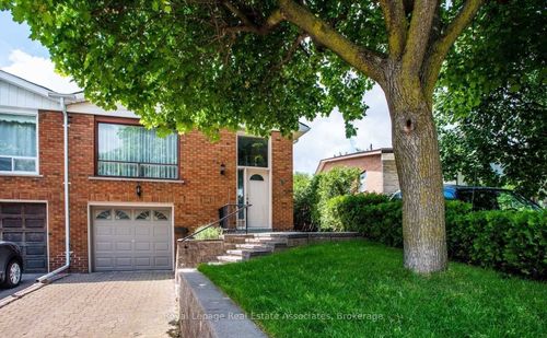 9 Wilton Dr, Brampton, ON, L6W2Z9 | Card Image