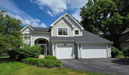 0N045 Underwood Dr, Geneva, IL, 60134 | Card Image