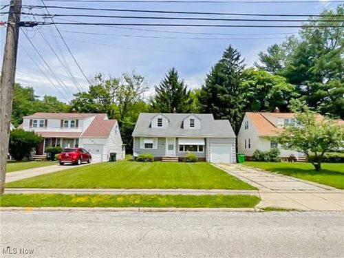 315 S Green Rd, South Euclid, OH, 44121-2322 | Card Image