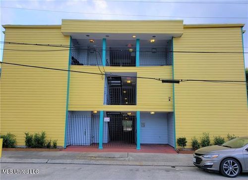 4520 N Rampart Street, New Orleans, LA, 70117 | Card Image