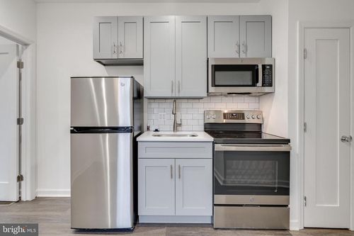 2-4216 Westminster Ave, PHILADELPHIA, PA, 19104-1428 | Card Image
