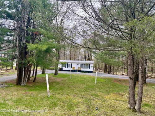 86 Windsor Rd, Hawley, PA, 18428-5021 | Card Image