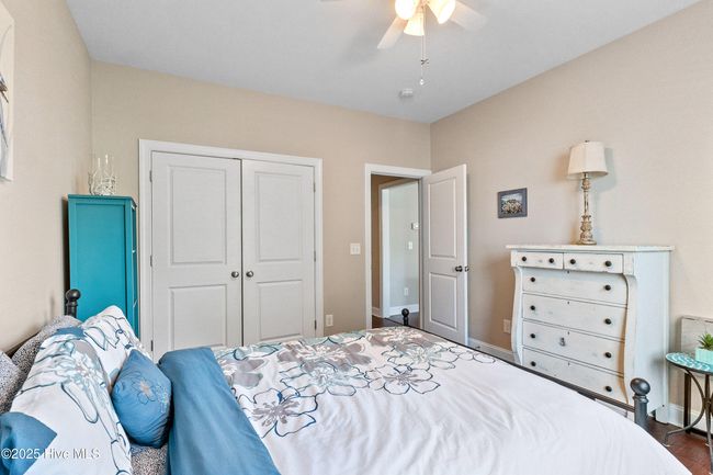 433 Landsdowne Cir, House other with 4 bedrooms, 3 bathrooms and 2 parking in Hampstead NC | Image 17