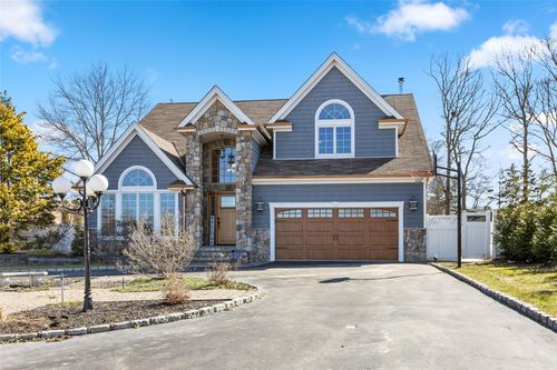 139 Juniper Ave, Ronkonkoma, NY, 11779-5927 | Card Image