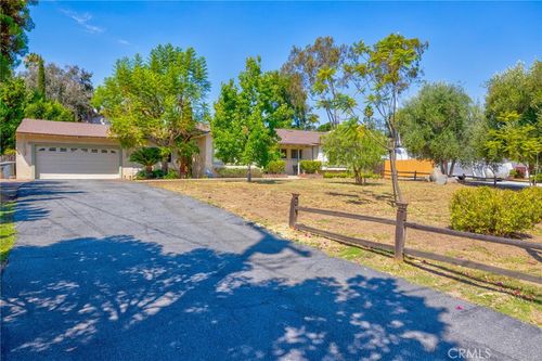 2055 Vermel Ave, Escondido, CA, 92029-4118 | Card Image