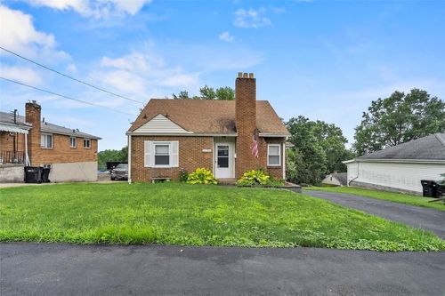 110 5th Ave, West View, PA, 15229-1255 | Card Image