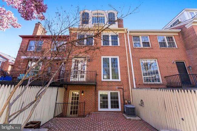 911 S Lee St, Townhouse with 4 bedrooms, 4 bathrooms and null parking in ALEXANDRIA VA | Image 39