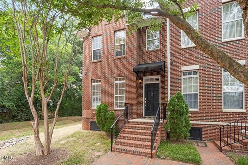 621 Highpark Ln, Raleigh, NC, 27608-1793 | Card Image