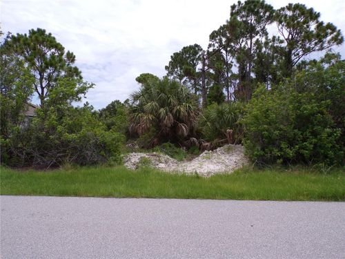 15126 Amsterdam Ave, PORT CHARLOTTE, FL, 33981-4102 | Card Image