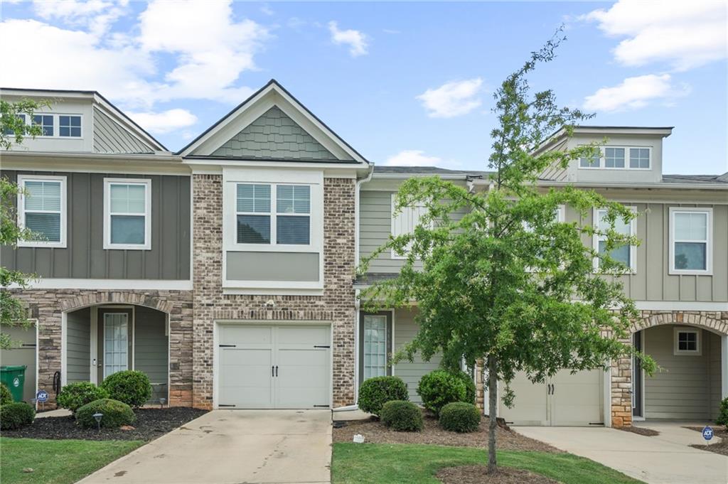 Madeline Pl, Stone Mountain, GA 30083