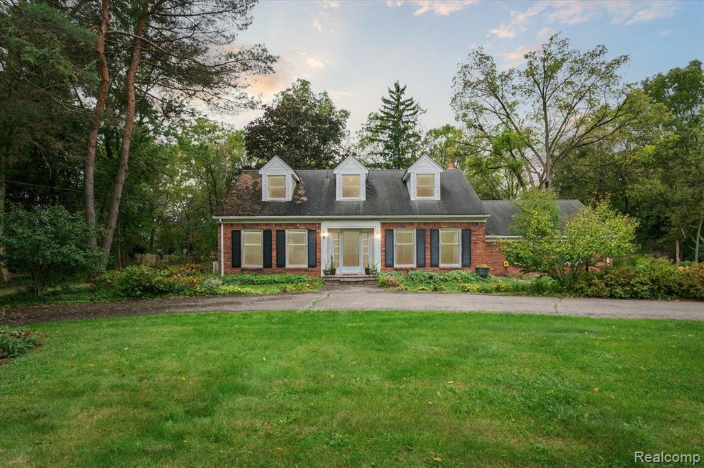 Collins Rd, Rochester, MI 48306 #1