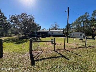 15089 Jack Dowling Circle, House other with 3 bedrooms, 2 bathrooms and null parking in Sanderson FL | Image 2