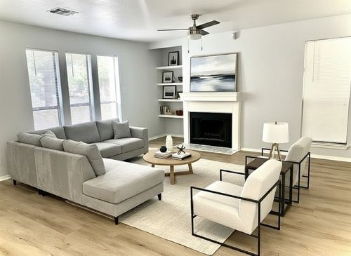 apt-5101-9601 Walnut St, Dallas, TX, 75243-4830 | Card Image