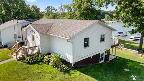 6591 Morgan Rd, Osseo, MI, 49266-9321 | Card Image