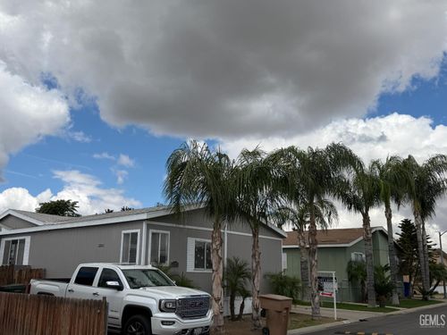 236-6601 Eucalyptus Dr, Bakersfield, CA, 93306-6847 | Card Image