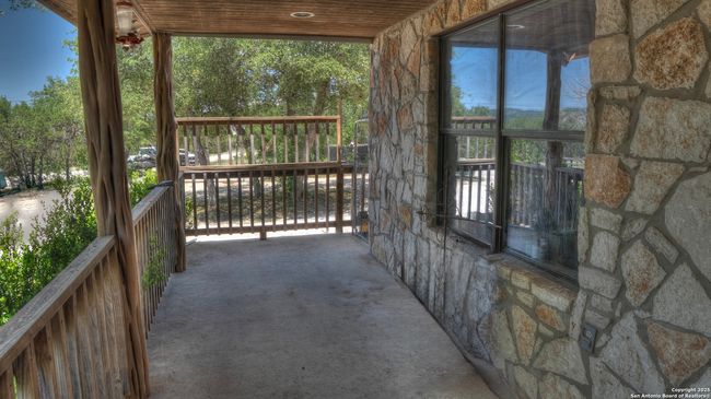 121 David Rankin Rd, House other with 3 bedrooms, 2 bathrooms and null parking in Leakey TX | Image 12