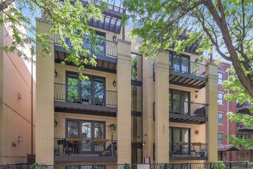 2w-2223 W Wabansia Ave, Chicago, IL, 60647-7436 | Card Image