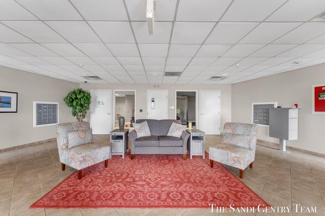 15 - 917 W Savidge St, Condo with 2 bedrooms, 2 bathrooms and null parking in Spring Lake MI | Image 12